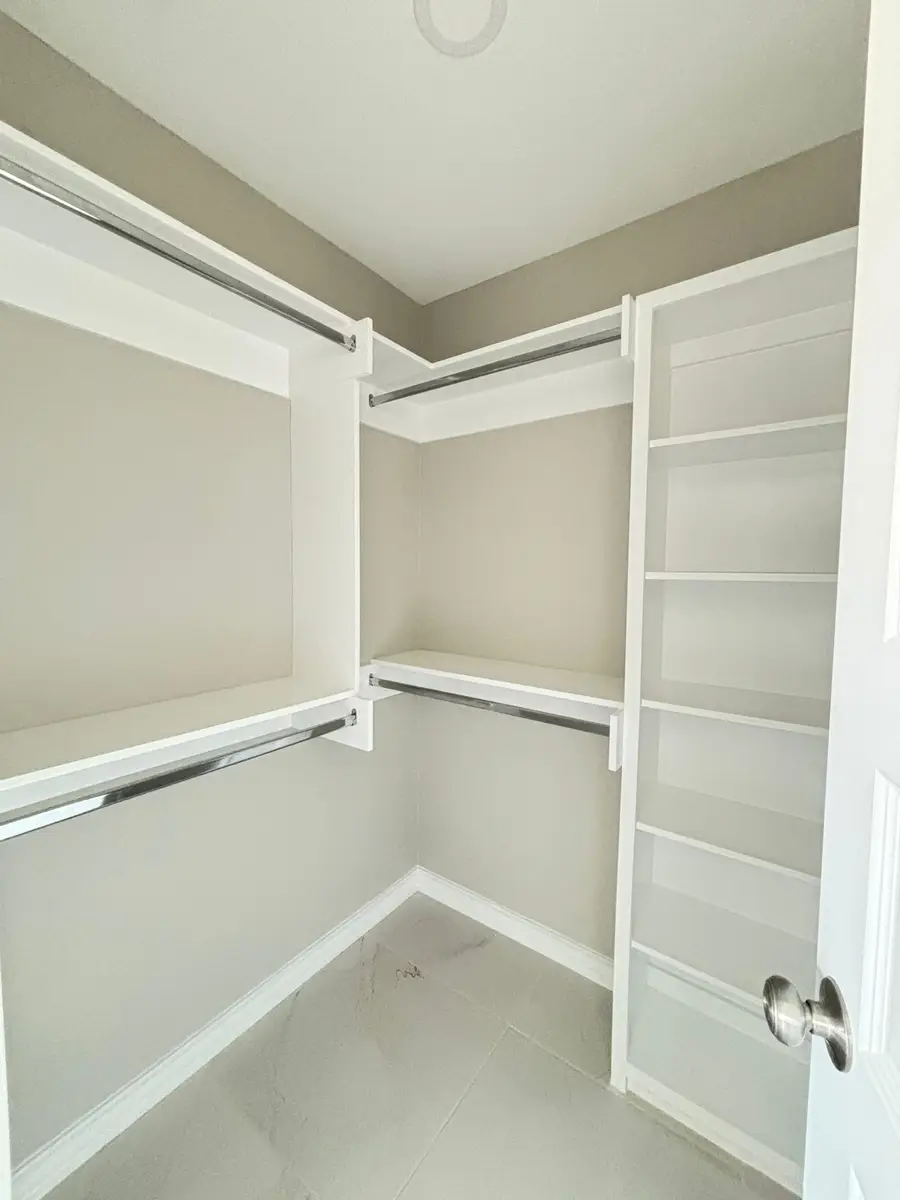 315 Dorel Dr, Laredo, TX 78043 - #3