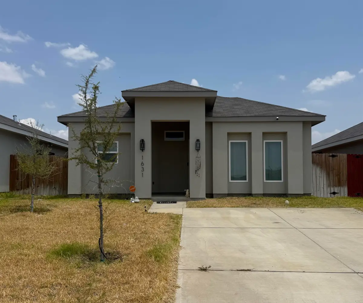 1631 Tutor Dr., Laredo, TX 78046-2330 - #1