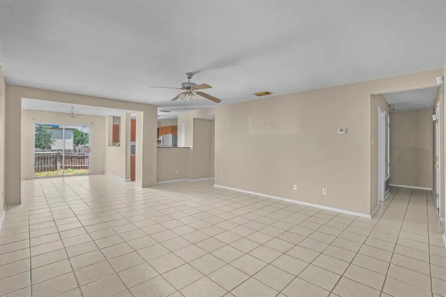3243 Saint Kathryn Lp, Laredo, TX 78046 - #2