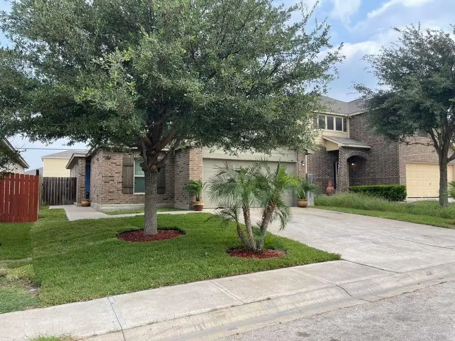 2038 Port Miami St, Laredo, TX 78045 - #2