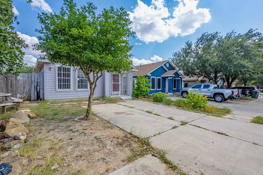 509 Hopi Dr, Laredo, TX 78045 - #3