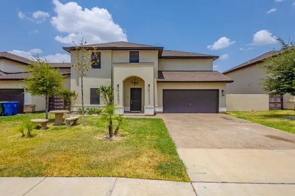 216 John Irving Dr., Laredo, TX 78041