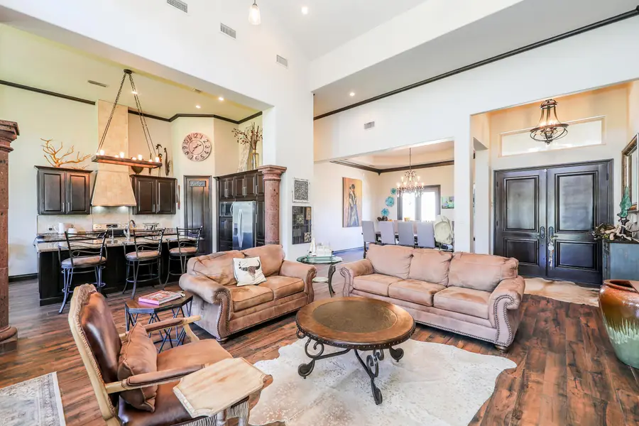 570 Well Ln, Laredo, TX 78045 - #3