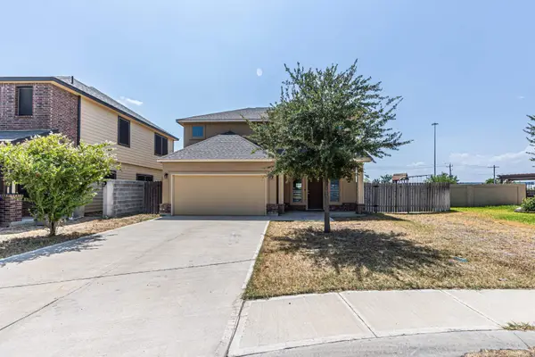 11234 Sierra Gorda Dr, Laredo, TX 78045