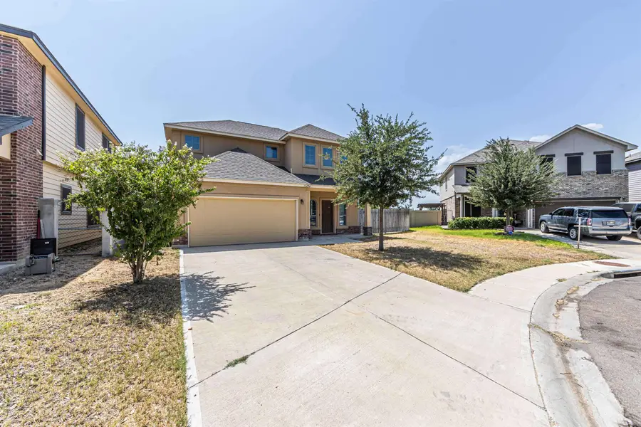 11234 Sierra Gorda Dr, Laredo, TX 78045 - #2