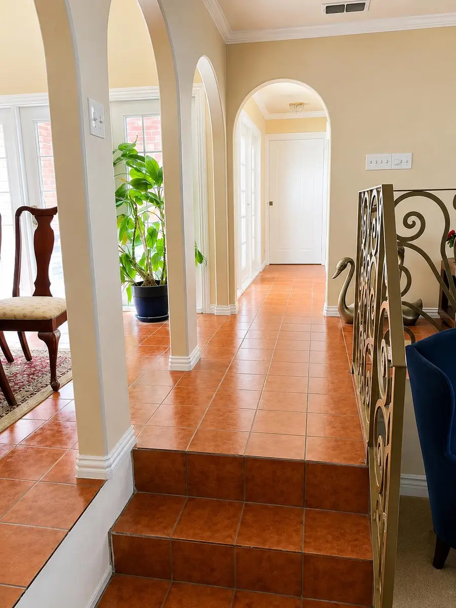 1902 Musser St, Laredo, TX 78043 - #3