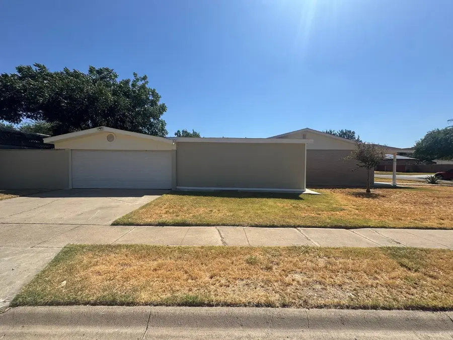 302 Huisache Dr, Laredo, TX 78041 - #3