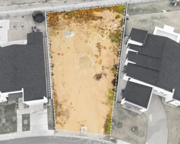 112 Las Palmas Dr., Laredo, TX 78045