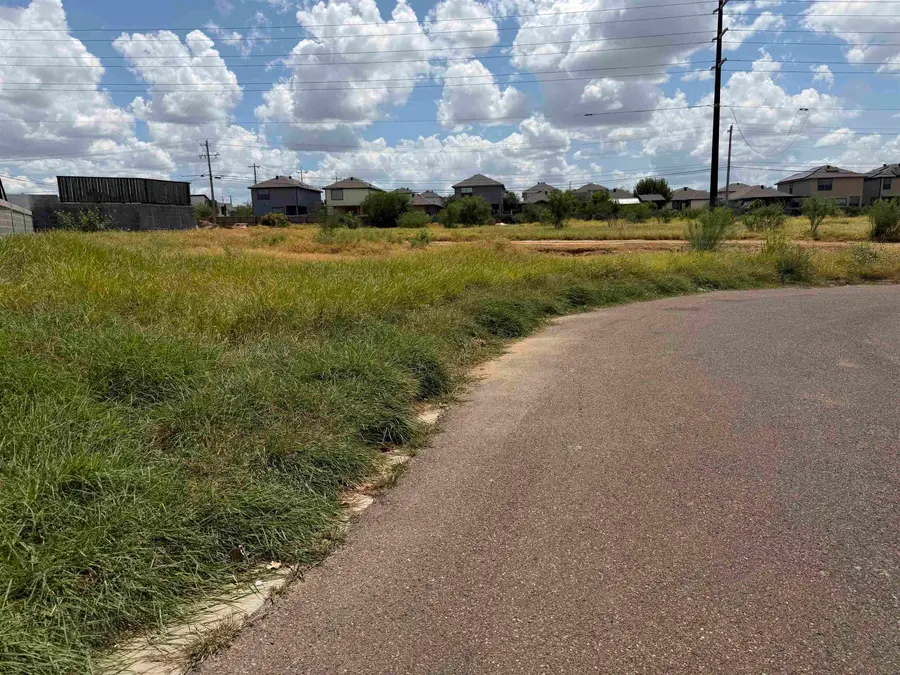 3501 Fuente Ln, Laredo, TX 78046 - #2