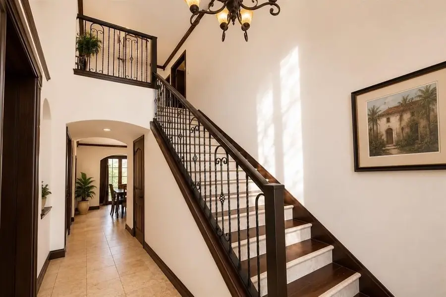 2518 Norton St, Laredo, TX 78046 - #2