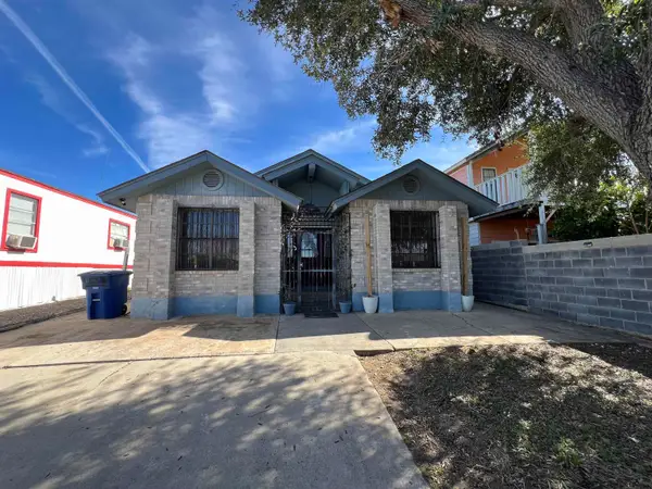 4553 Hachar Ln, Laredo, TX 78046