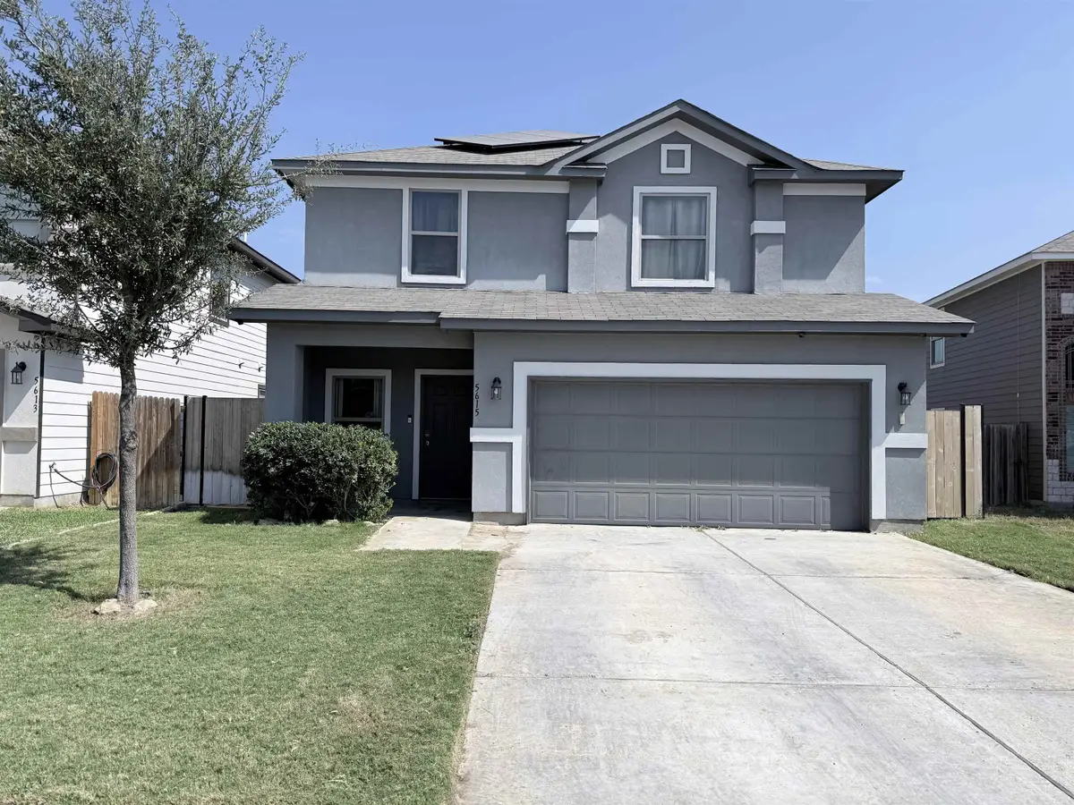 5615 Palestine Dr, Laredo, TX 78046-5255 - #1