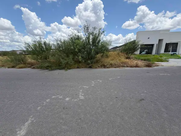 1415 El Zarape Ln., Laredo, TX 78046