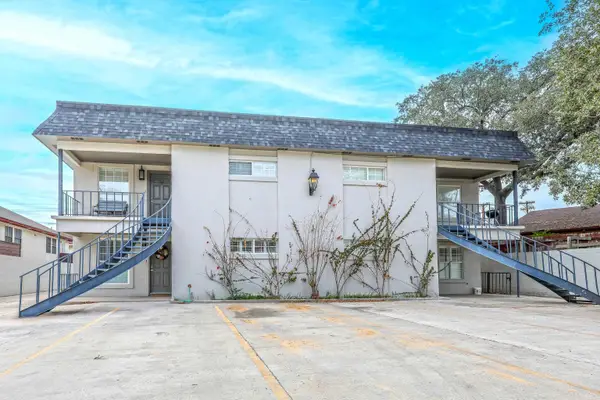 102 Belaire Dr, Laredo, TX 78041-3136