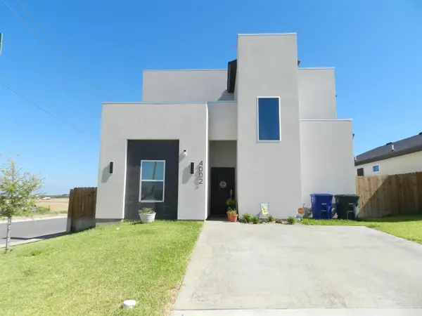 4002 Pavo Real Ln., Laredo, TX 78046