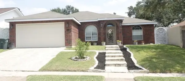 1715 Kingwood Dr, Laredo, TX 78045