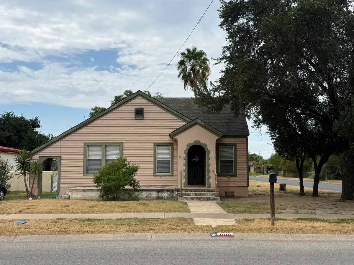 1801 Galveston St, Laredo, TX 78043-2906 - #1