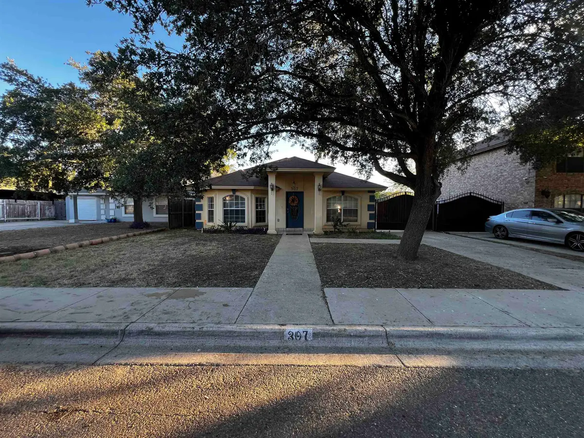 307 Hancock Ct, Laredo, TX 78046 - #1