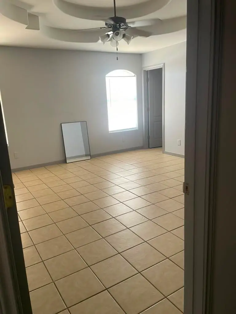 2318 Loma Vista Dr, Laredo, TX 78046 - #3