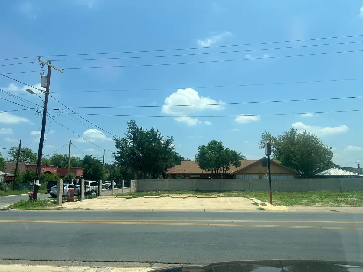1601 Garfield St, Laredo, TX 78043 - #1