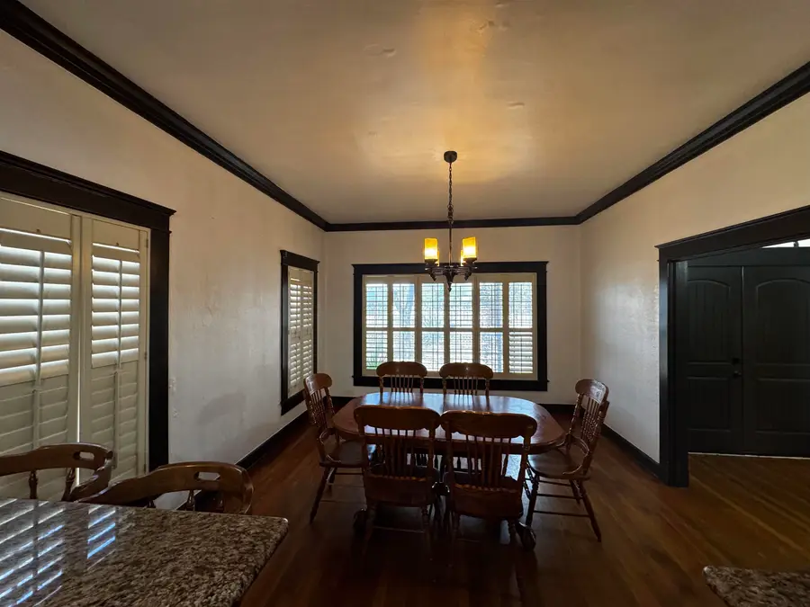 720 N Stone Ave, Laredo, TX 78040 - #2