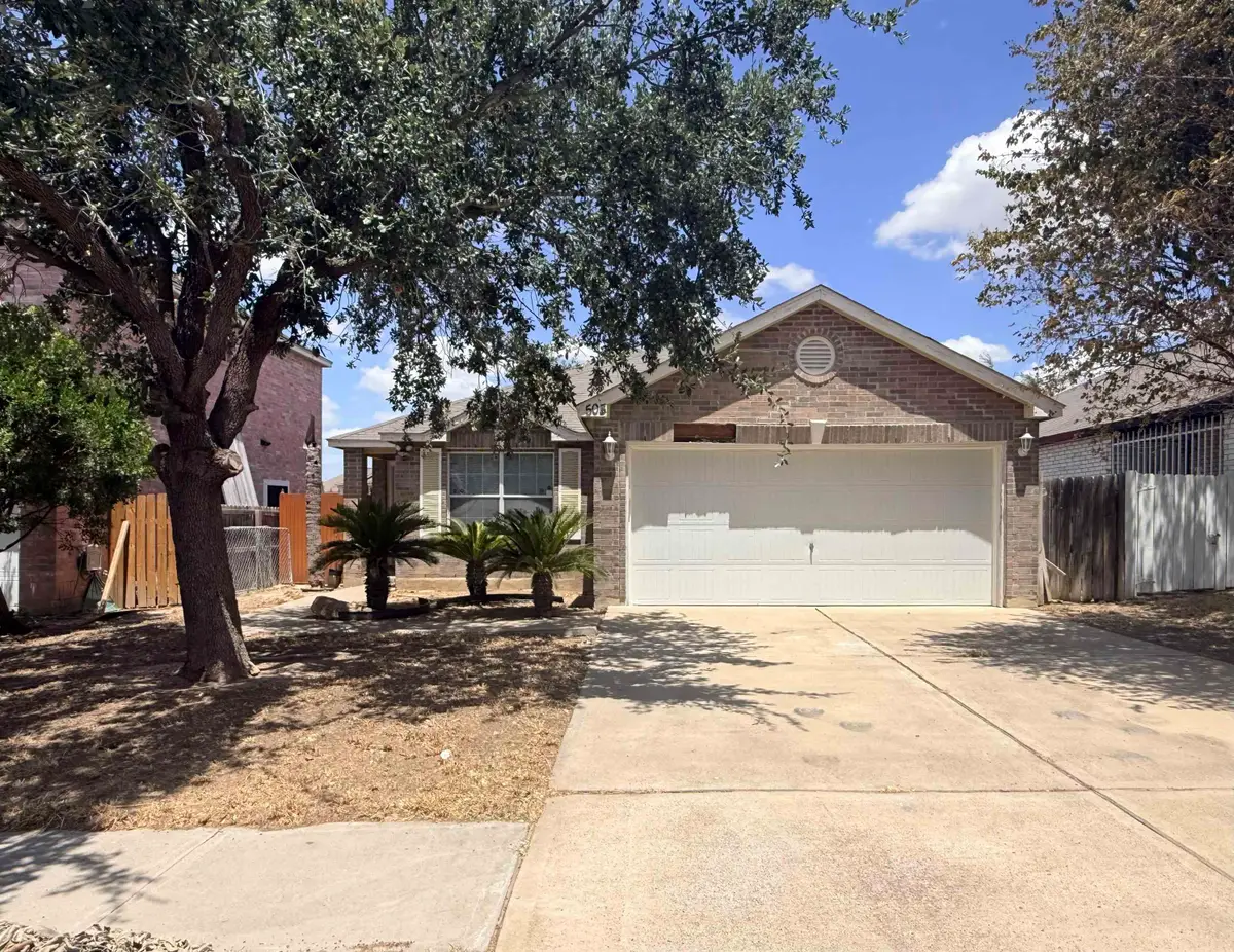 505 Valnera Dr, Laredo, TX 78043 - #1