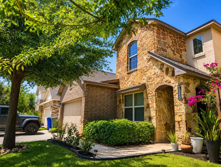 11222 Sierra Gorda Dr, Laredo, TX 78045 - #2