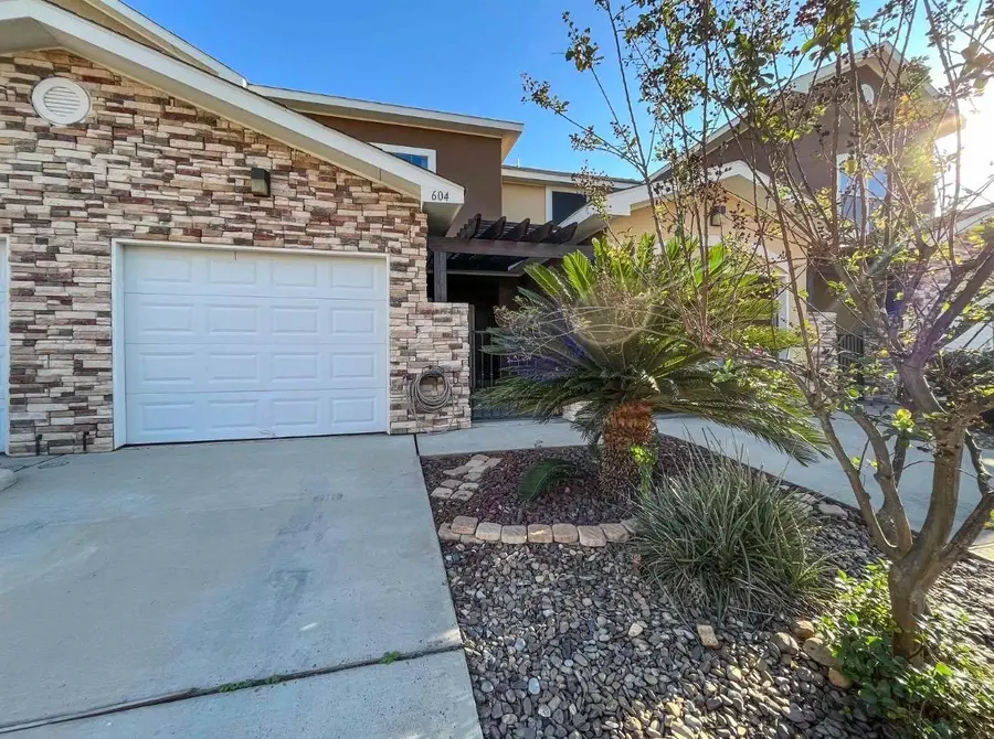 2619 San Isidro Pkwy, Laredo, TX 78045 - #2