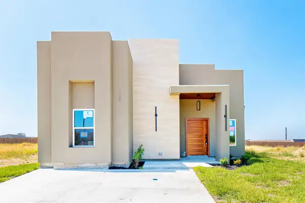 115 Lusitano Dr., Laredo, TX 78046