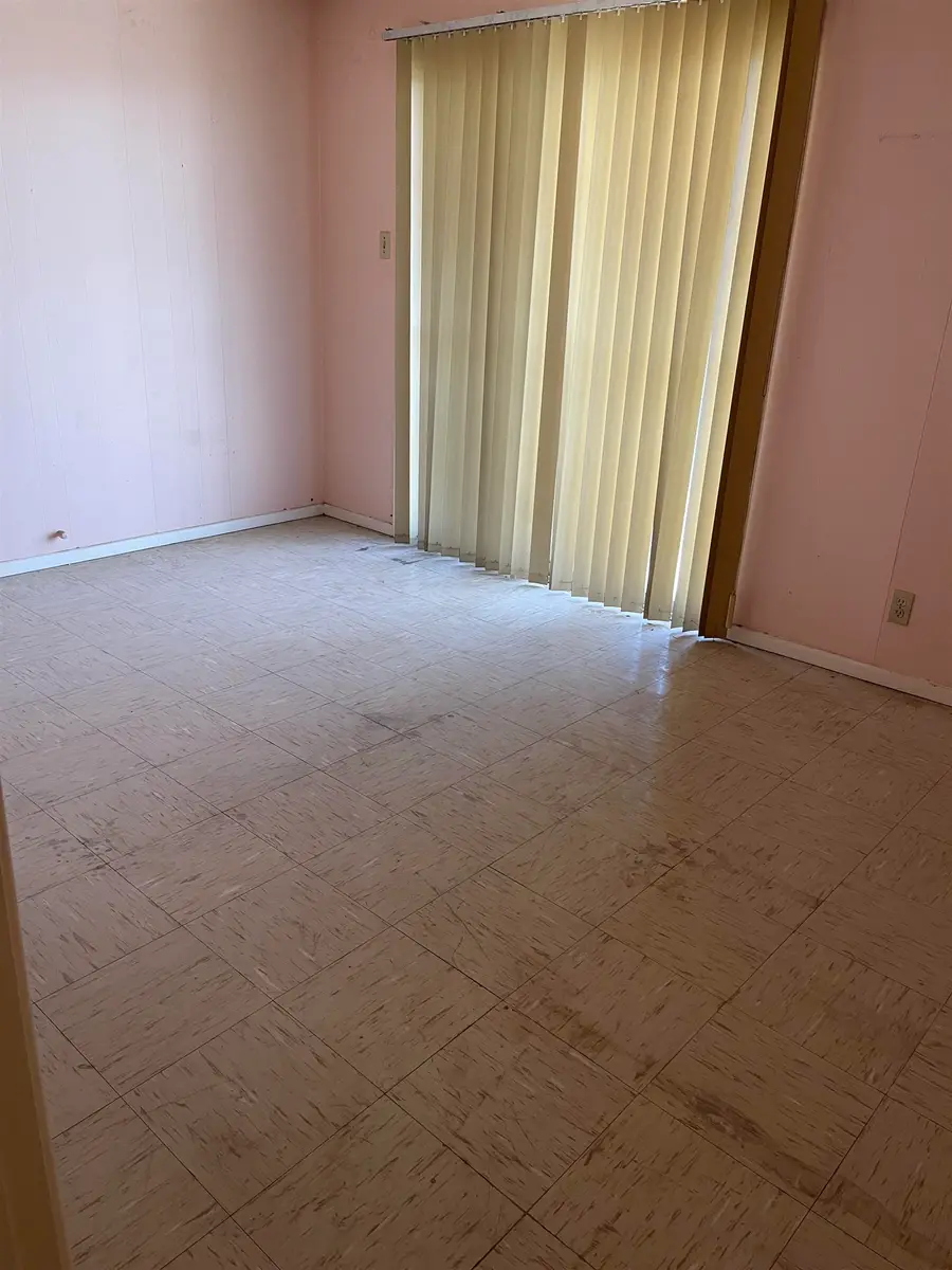 2401 San Francisco Ave, Laredo, TX 78040 - #2