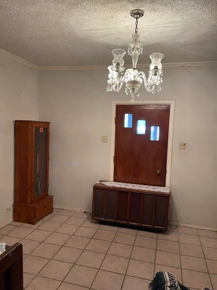 2401 San Francisco Ave, Laredo, TX 78040 - #3
