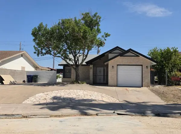 247 Northpoint Dr, Laredo, TX 78041