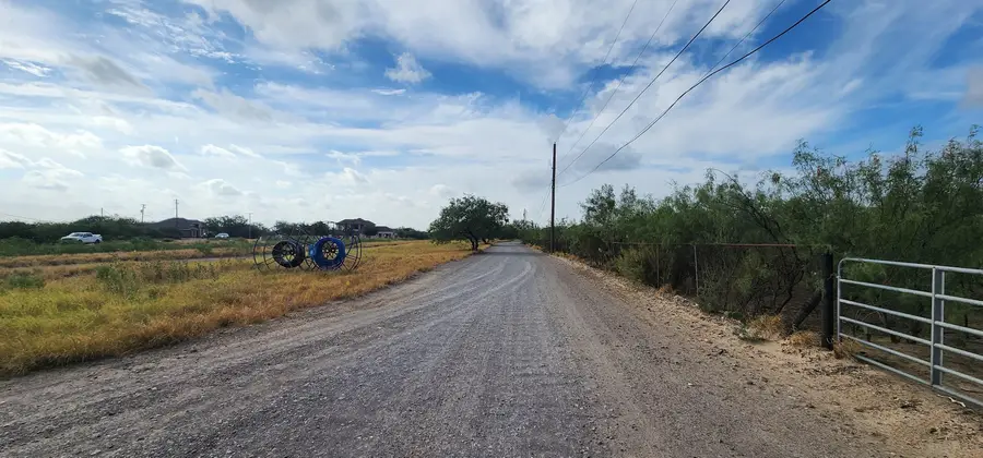 146 Doyle St., Zapata, TX 78076 - #2