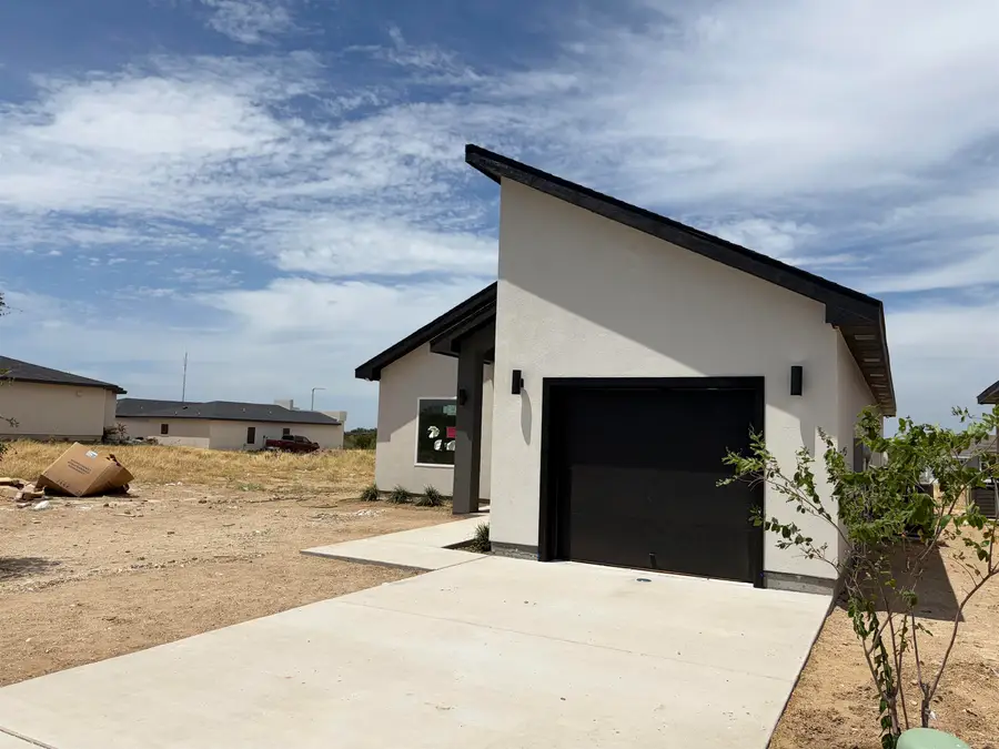 6710 El Bosal Ln., Laredo, TX 78046 - #3