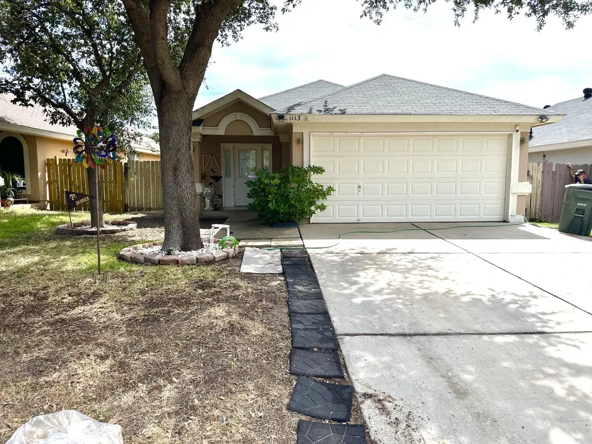 11133 Escandon Dr, Laredo, TX 78045 - #1