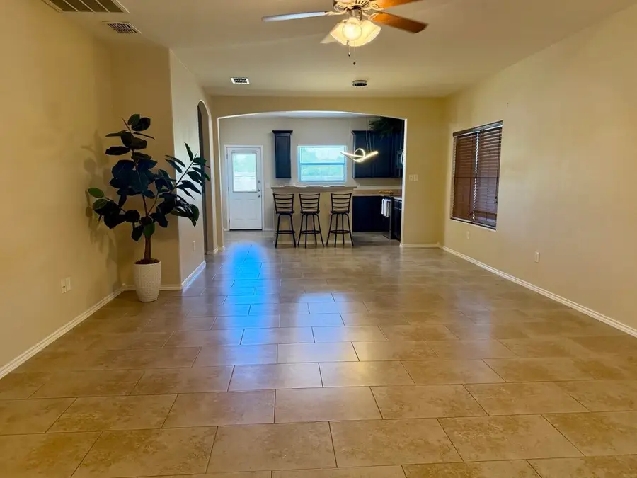 10503 Twilight Dr, Laredo, TX 78045-8820 - #3