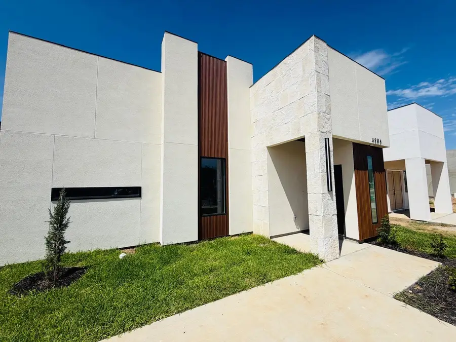 3904 Yoyis St., Laredo, TX 78046 - #2