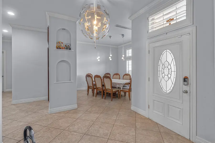 1341 Kimberly Dr, Laredo, TX 78045 - #3