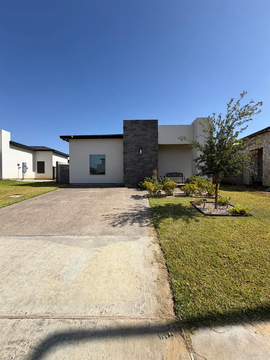 1705 Fresnillo Dr., Laredo, TX 78046 - #2