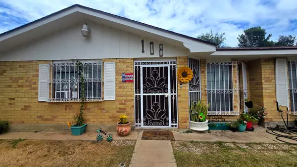 108 California St, Laredo, TX 78041