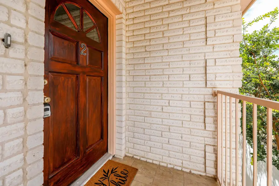 2704 San Agustin Ave, Laredo, TX 78040 - #3
