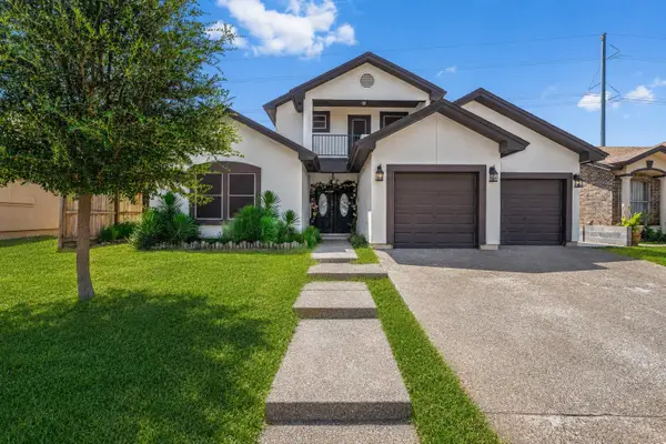 517 Puig Dr, Laredo, TX 78045