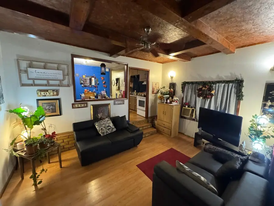 3017 Cleveland St, Laredo, TX 78043 - #2