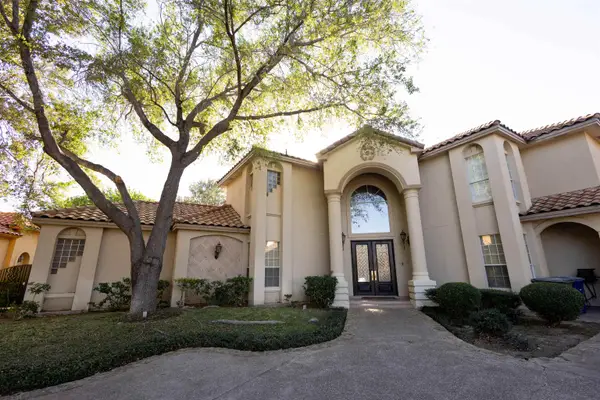 3001 Copperfield Cir, Laredo, TX 78045