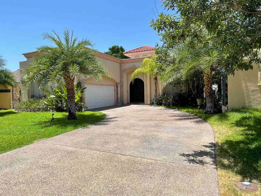 232 Middleston Dr, Laredo, TX 78045 - #2