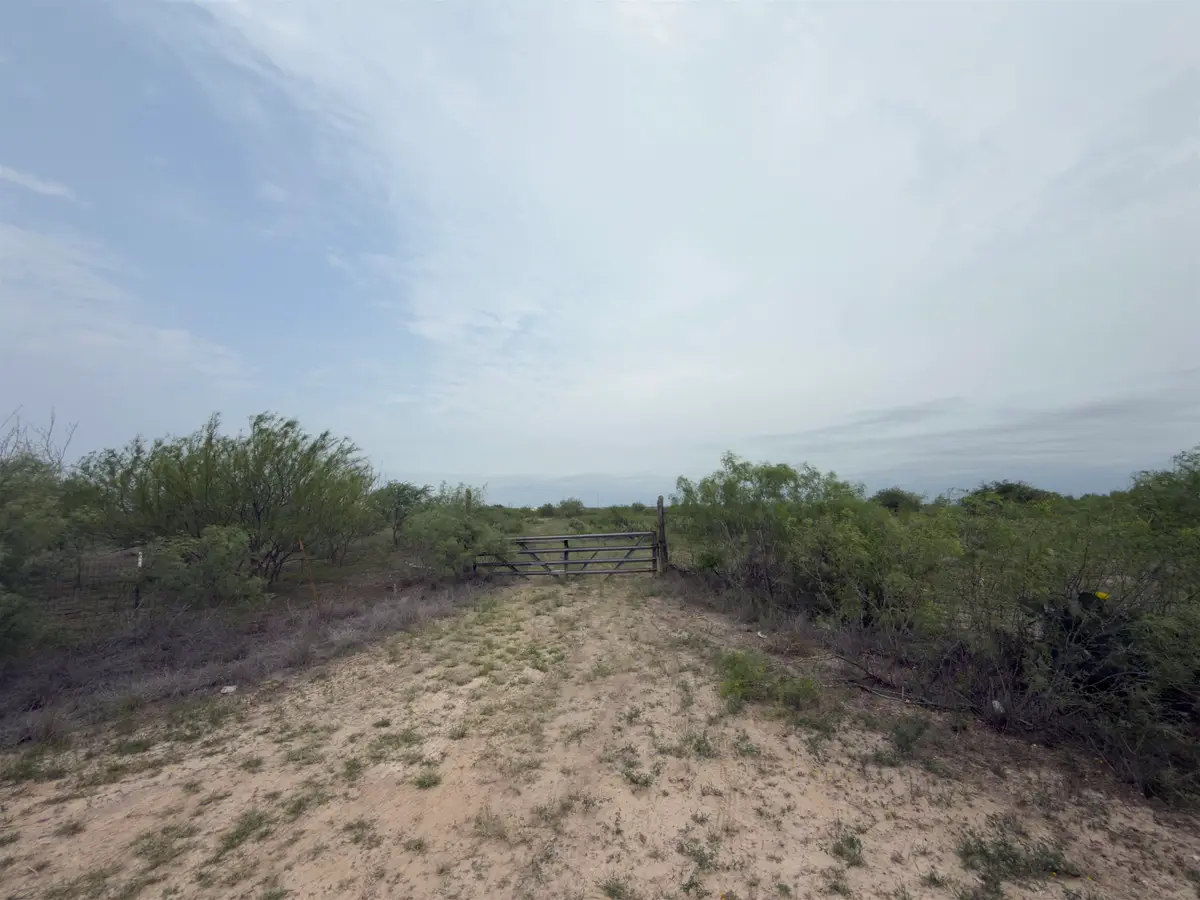 000 Ranch Road 7132D, Laredo, TX 78041 - #1