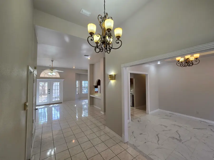 8802 Crossview Lp, Laredo, TX 78045 - #3