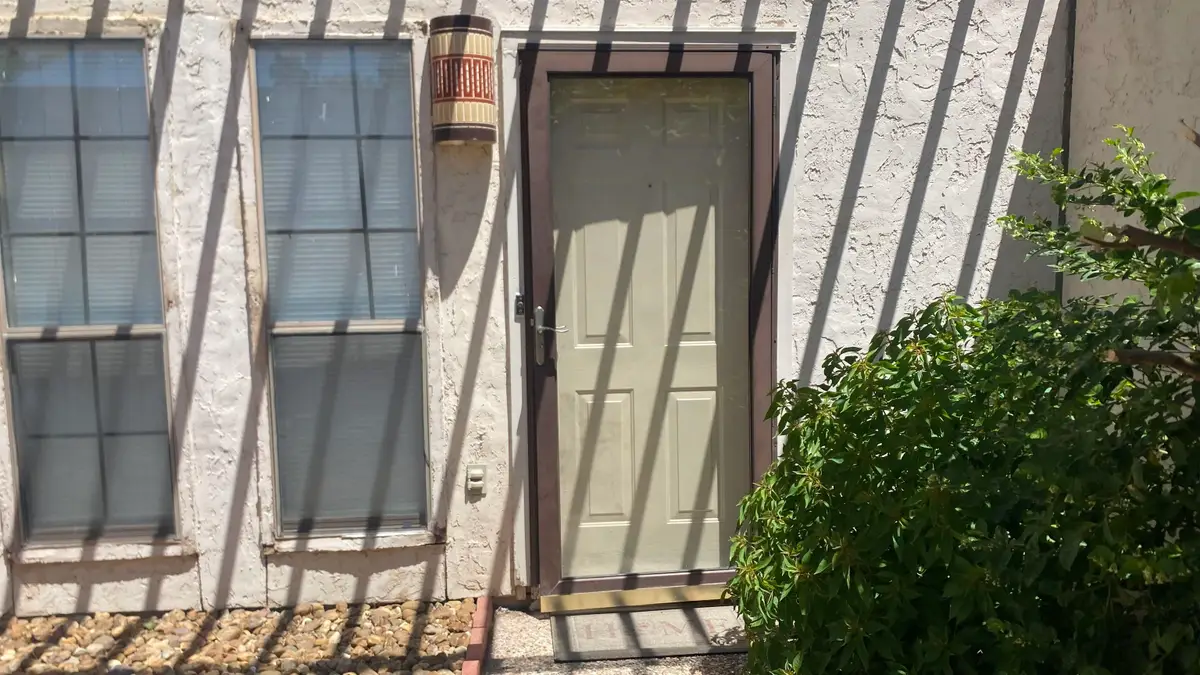 101 W Del Mar Blvd, Laredo, TX 78041 - #1