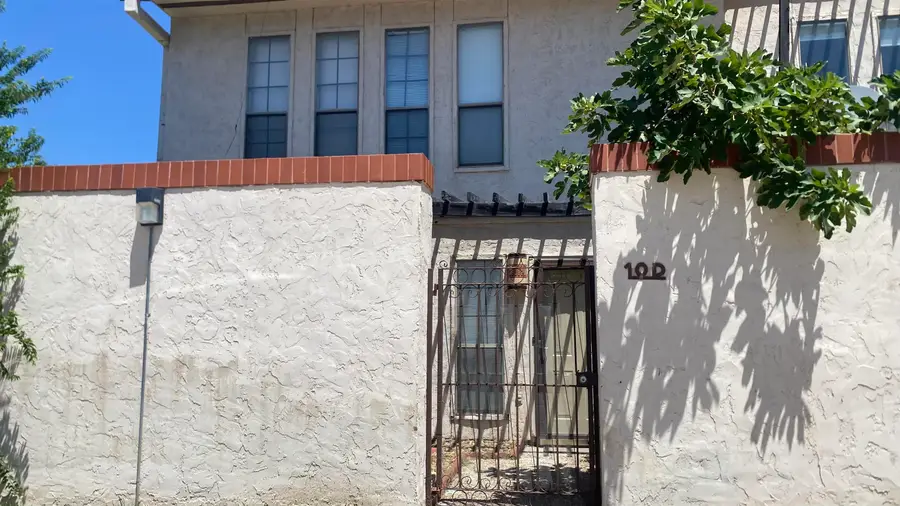 101 W Del Mar Blvd, Laredo, TX 78041 - #2