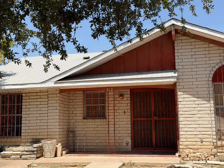 212 Maguey Dr, Laredo, TX 78041 - #3